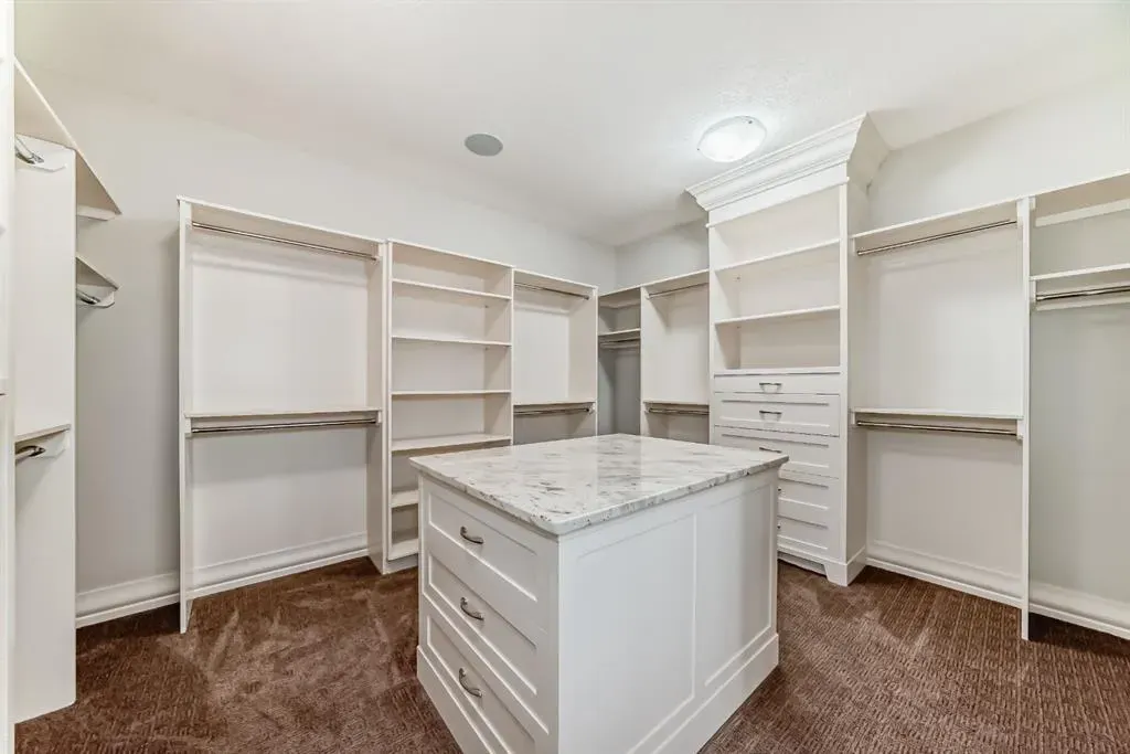 19 Aspen Ridge Heath SW