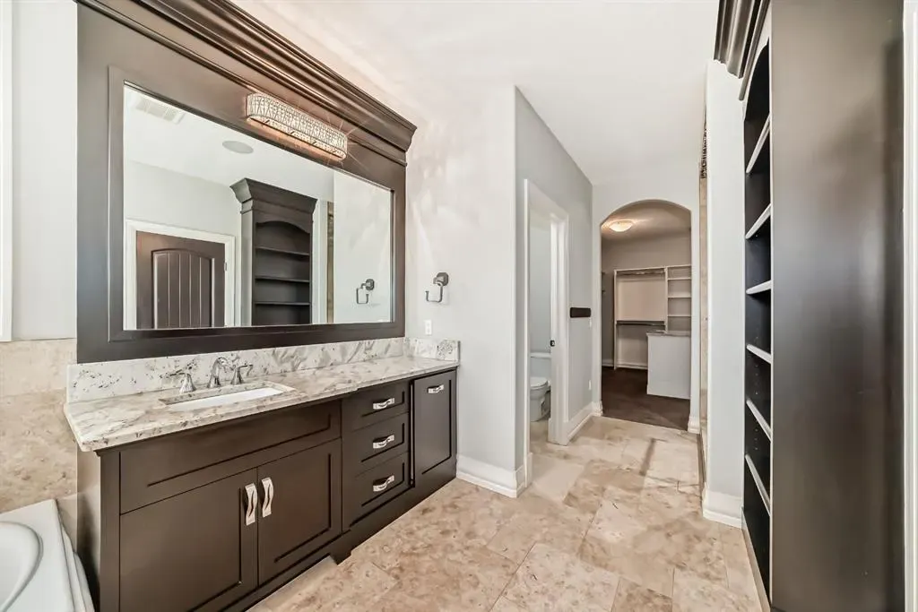 19 Aspen Ridge Heath SW
