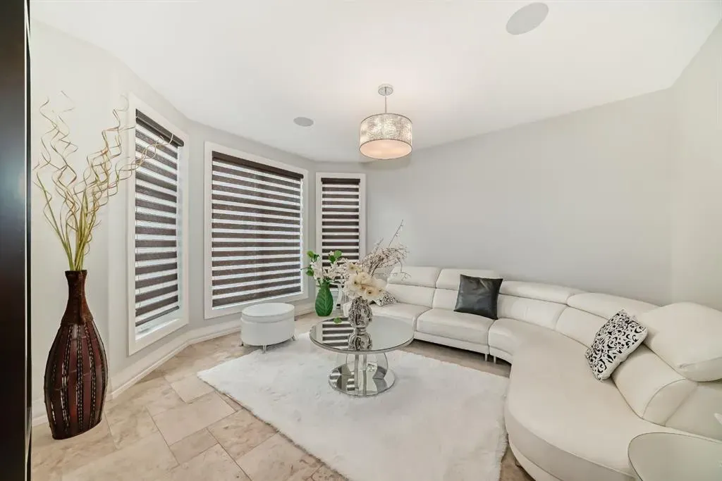19 Aspen Ridge Heath SW