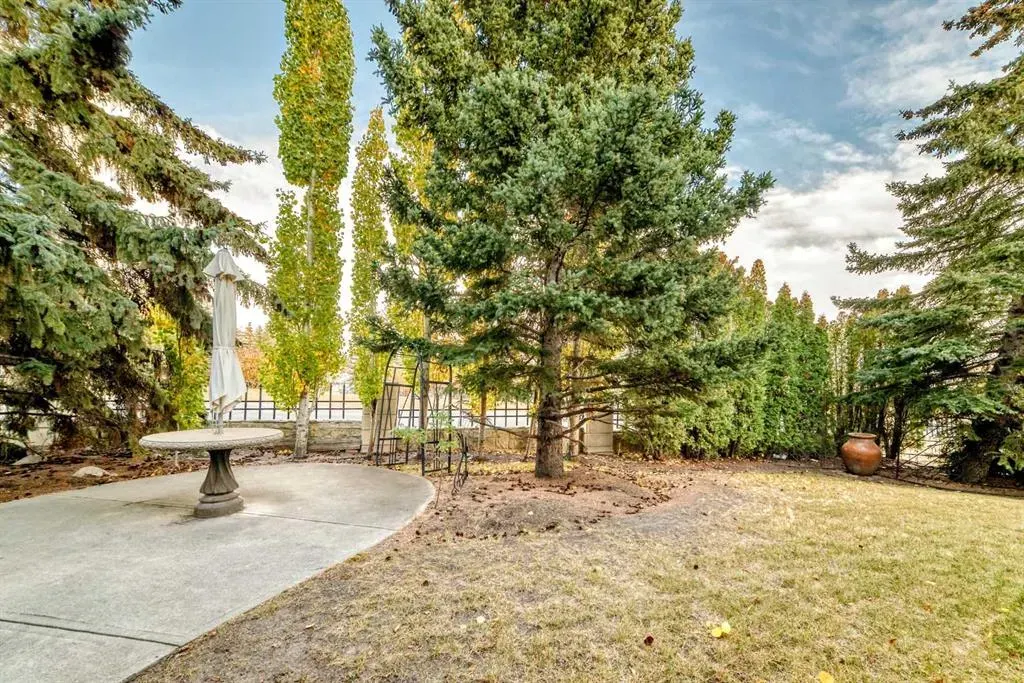 7001 Strathridge Gate SW