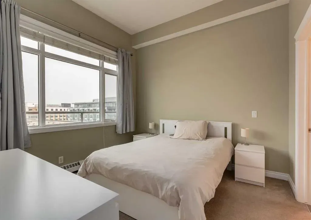 990 Centre Avenue NE, #628