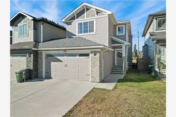 743 Edgefield Crescent