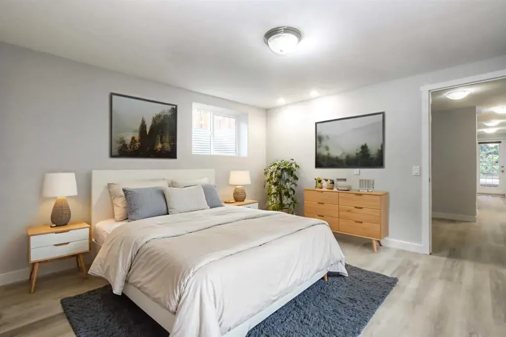 511 Cedarille Crescent SW
