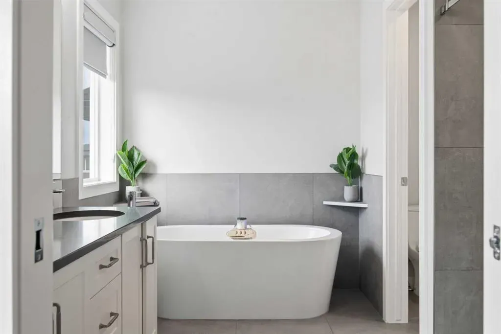 520 Kingsmere Way SE