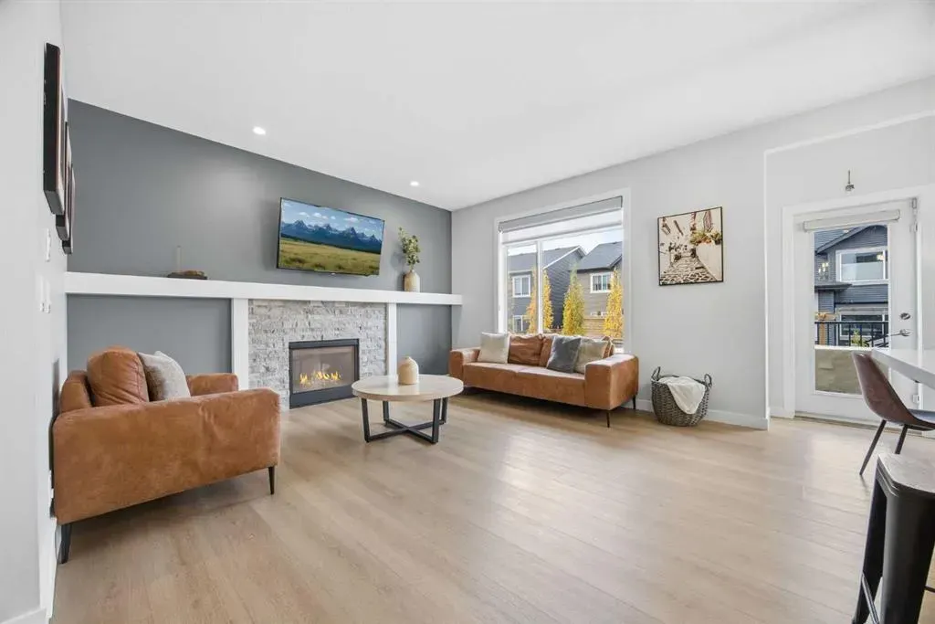 520 Kingsmere Way SE