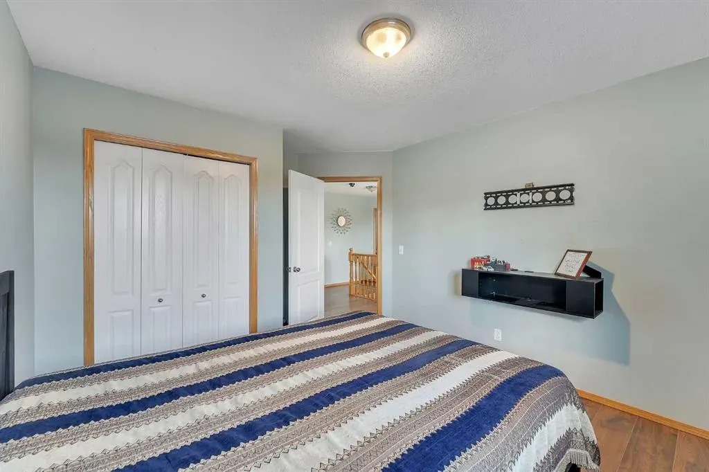 185 West Lakeview Drive