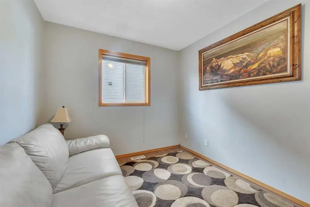 185 West Lakeview Drive