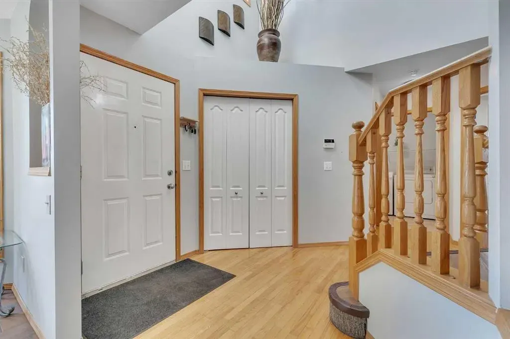 185 West Lakeview Drive