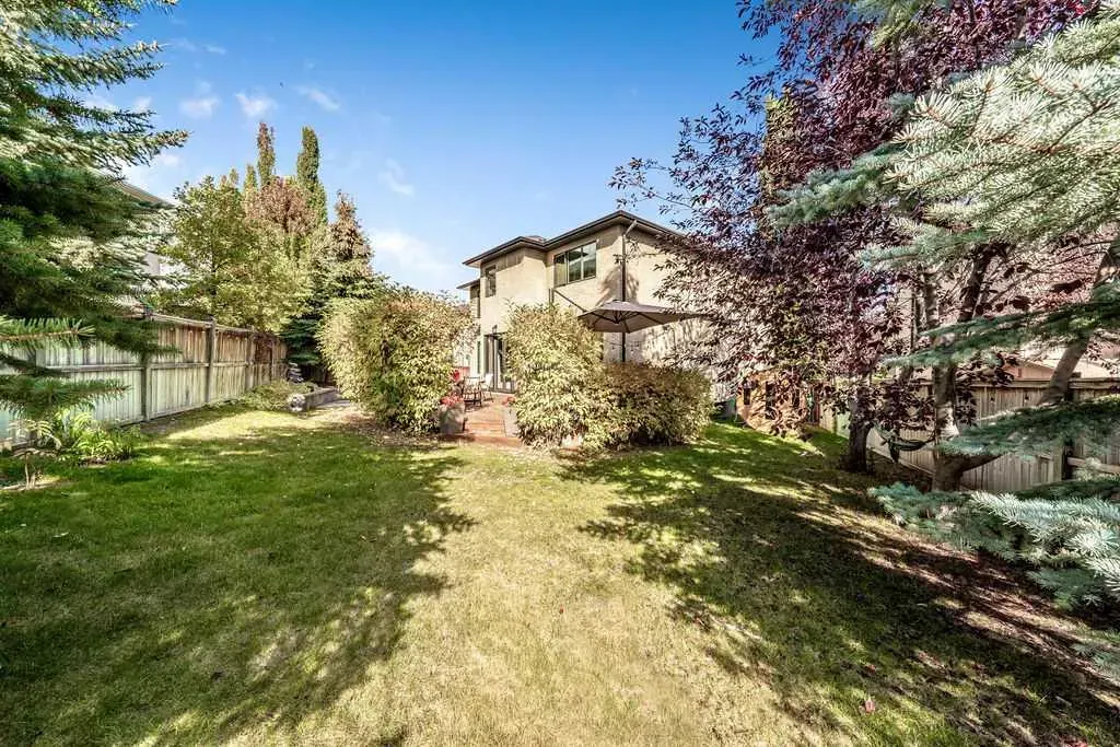 311 Simcrest Heights SW