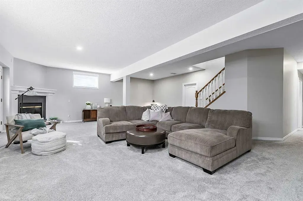 12898 Candle Crescent SW