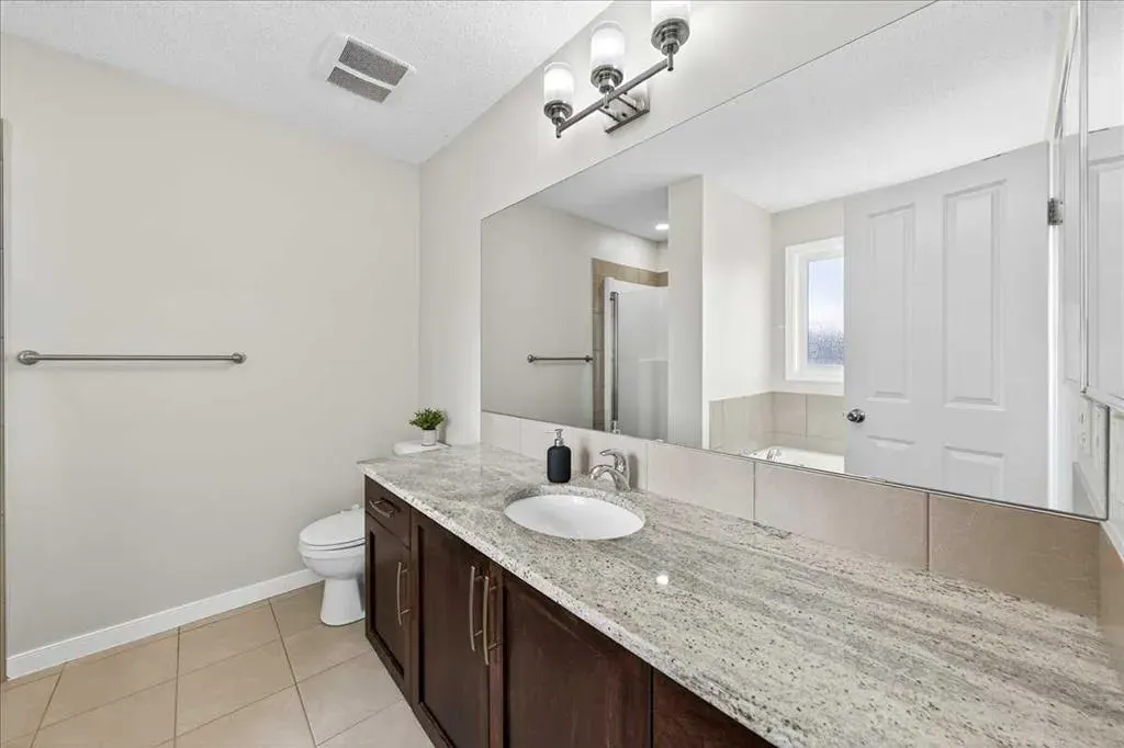 19 Sage Valley Close NW