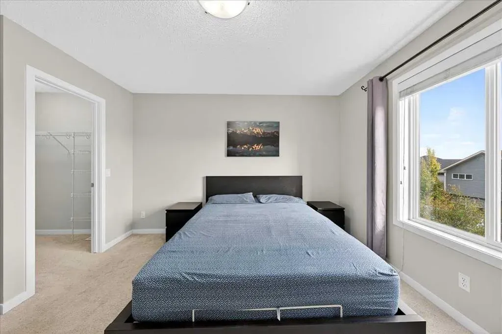 19 Sage Valley Close NW