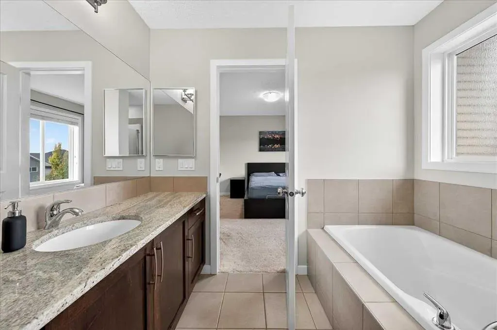 19 Sage Valley Close NW
