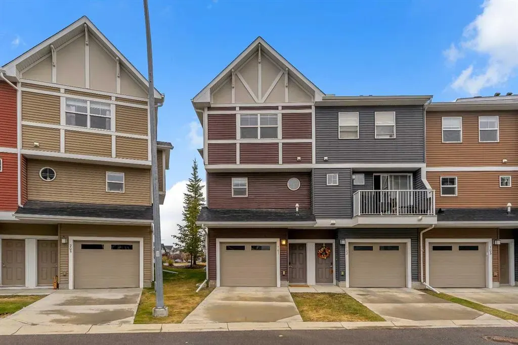 1225 Kings Heights Way SE, #101