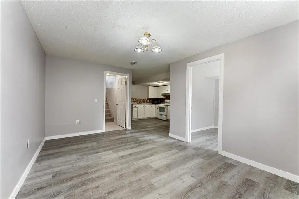 29 Martinvalley Place NE