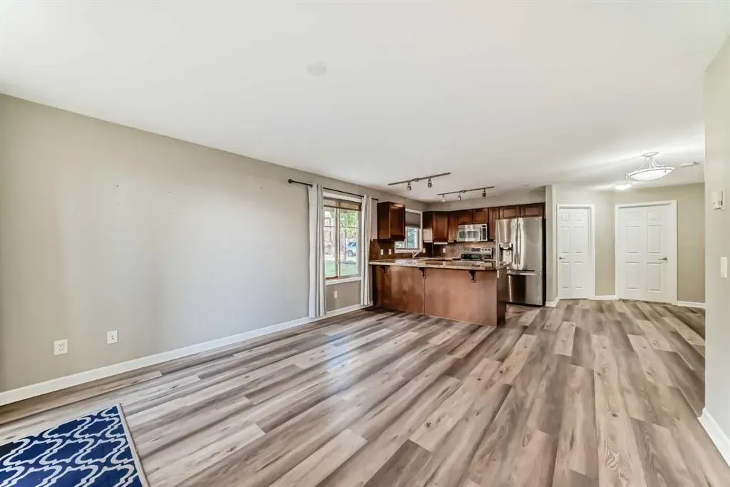 92 Crystal Shores Road, #3104