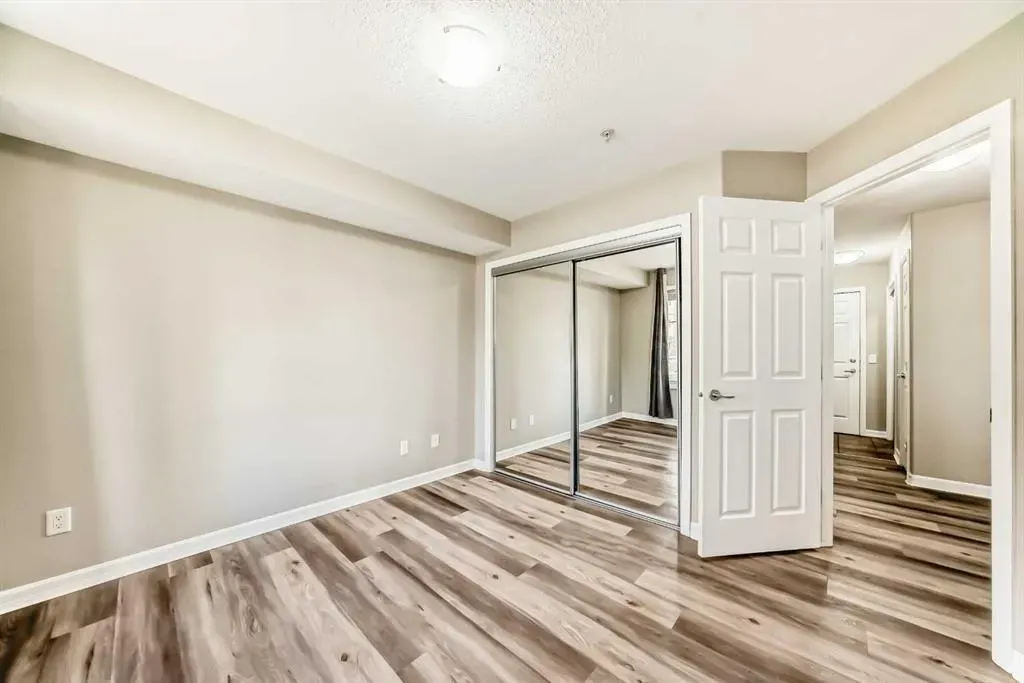 92 Crystal Shores Road, #3104