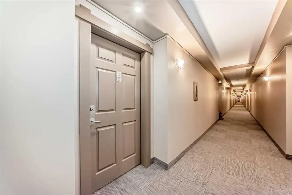 92 Crystal Shores Road, #3104