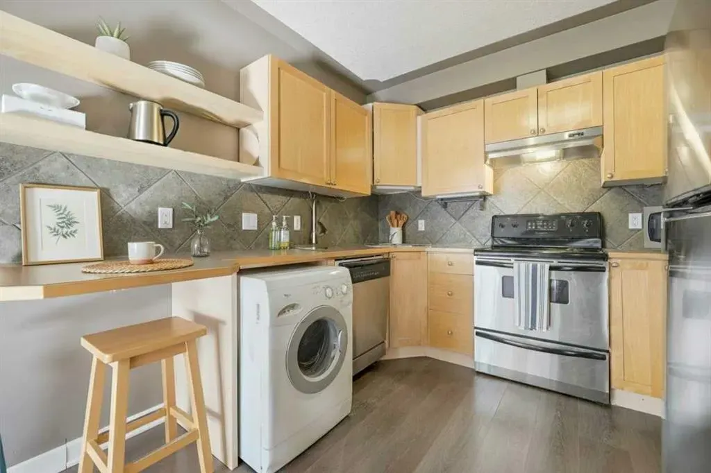316 22 Avenue SW, #17
