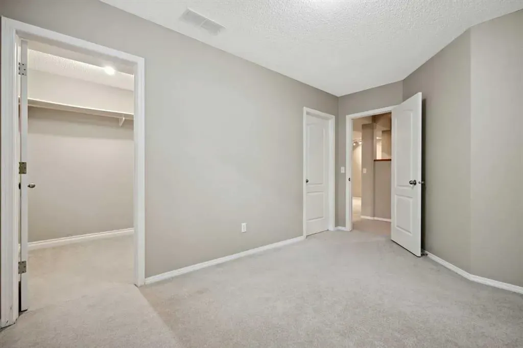 26 Hamptons Grove NW