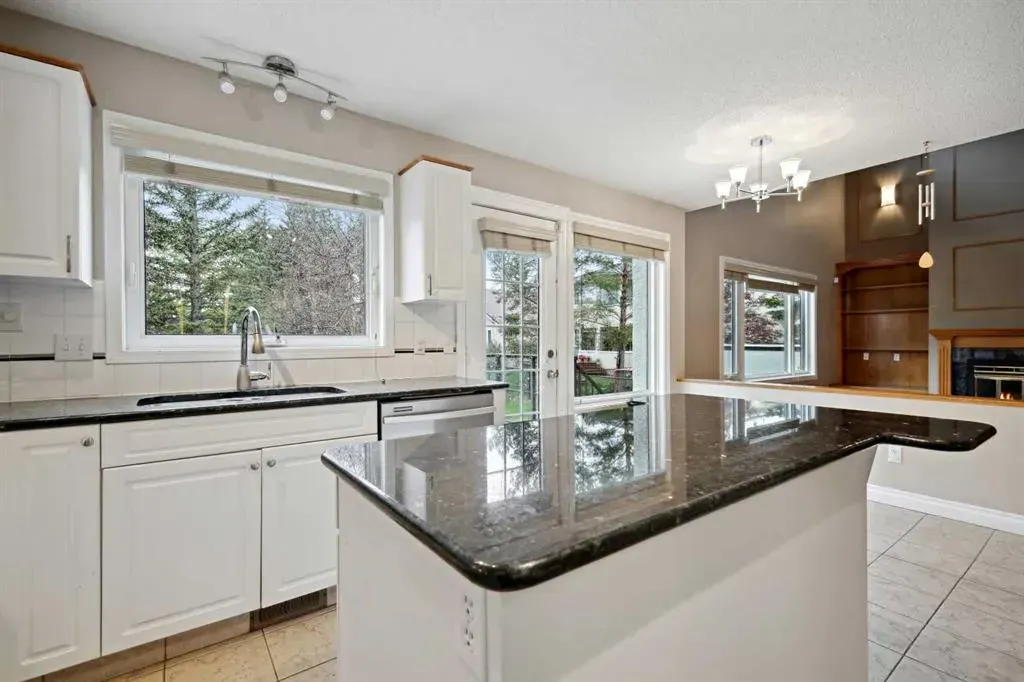 26 Hamptons Grove NW