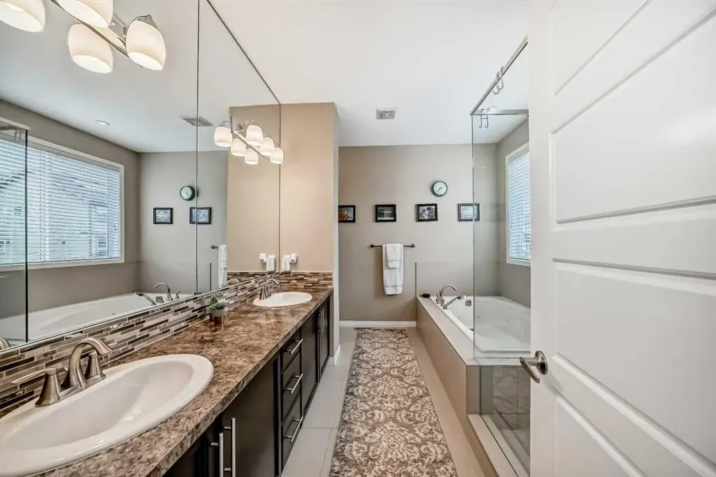 132 Waterlily Cove