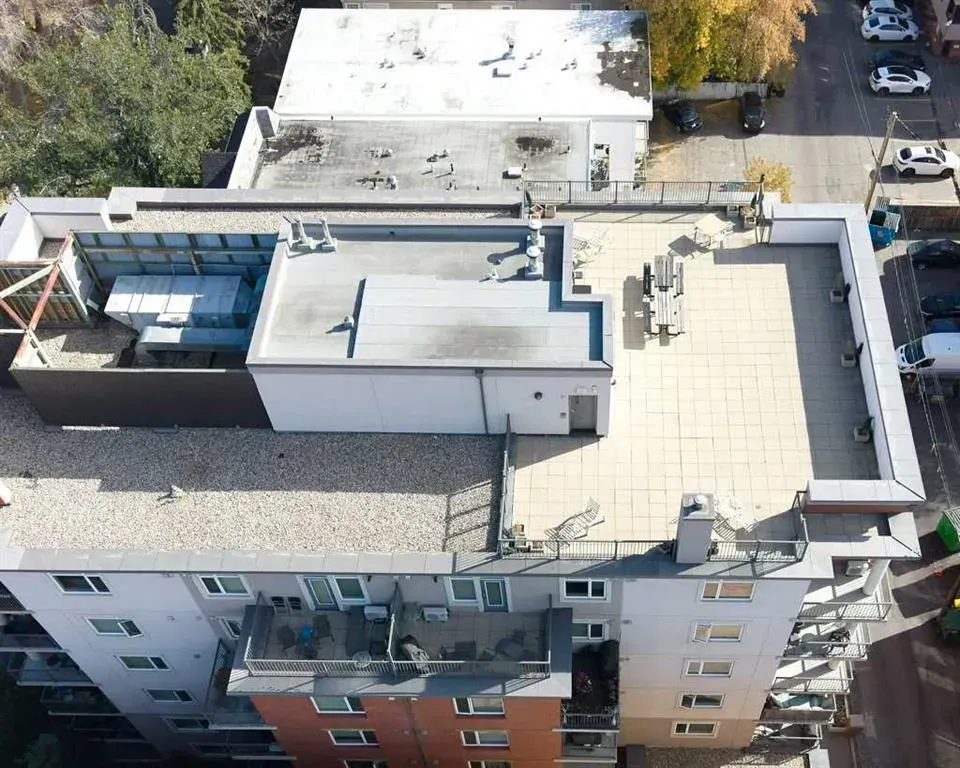 333 22 Avenue SW, #306