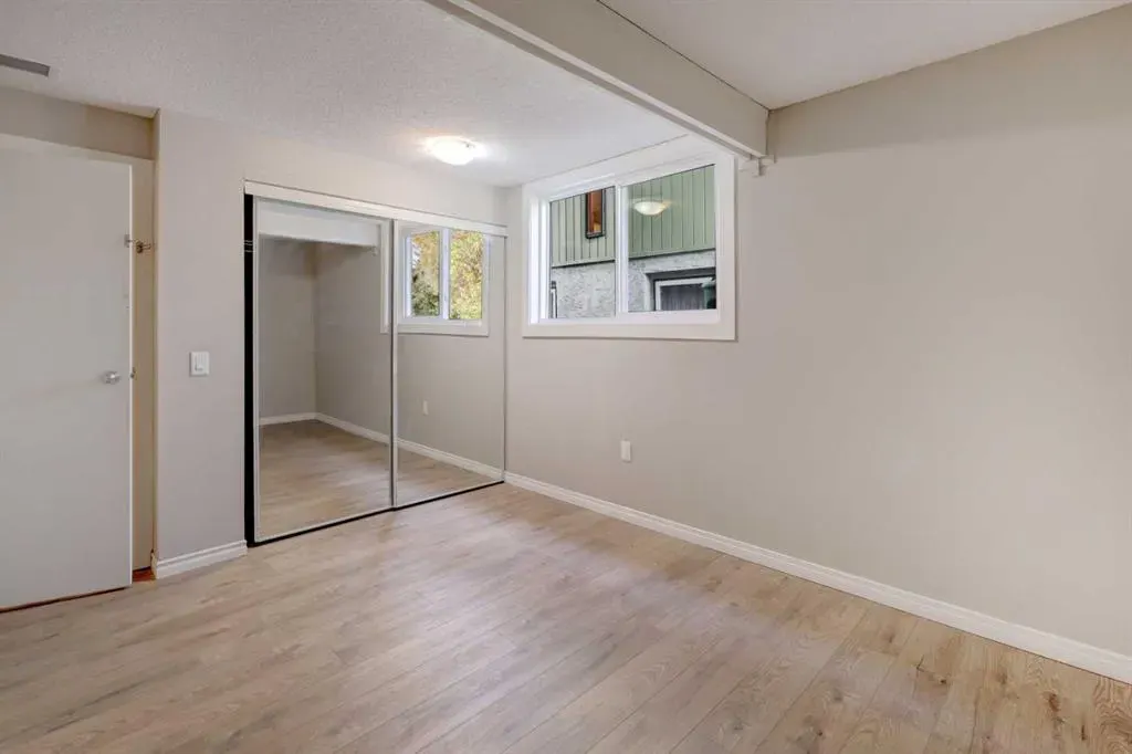 531 Sabrina Road SW