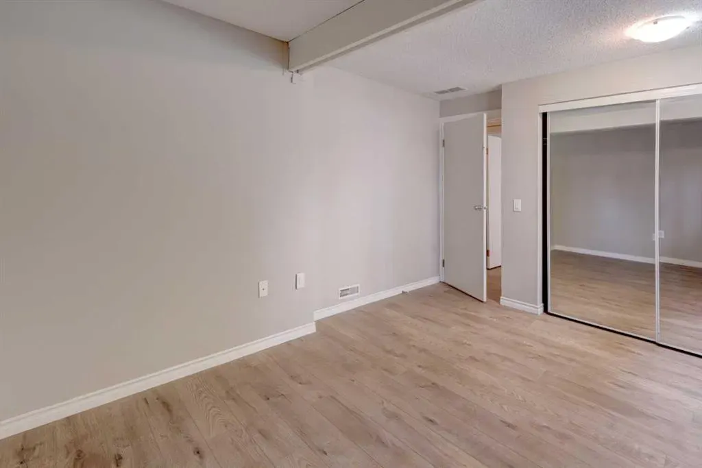 531 Sabrina Road SW
