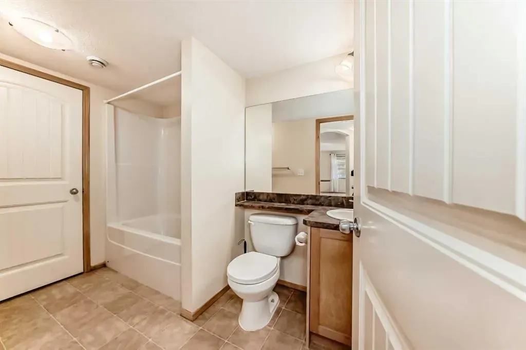 20 Panatella Landing NW, #106