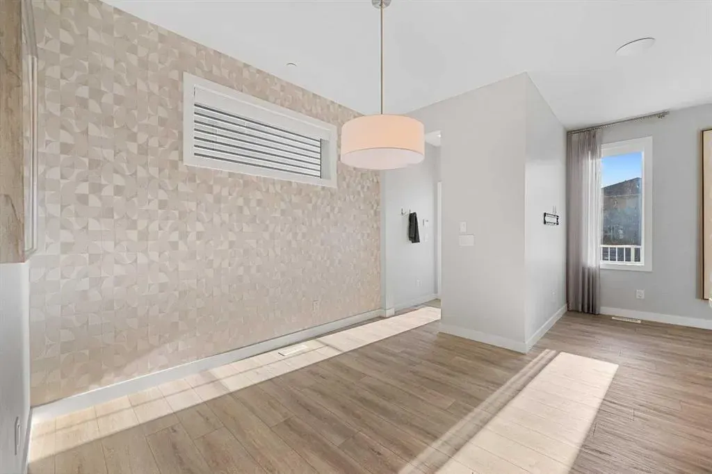 129 Hotchkiss Way SE