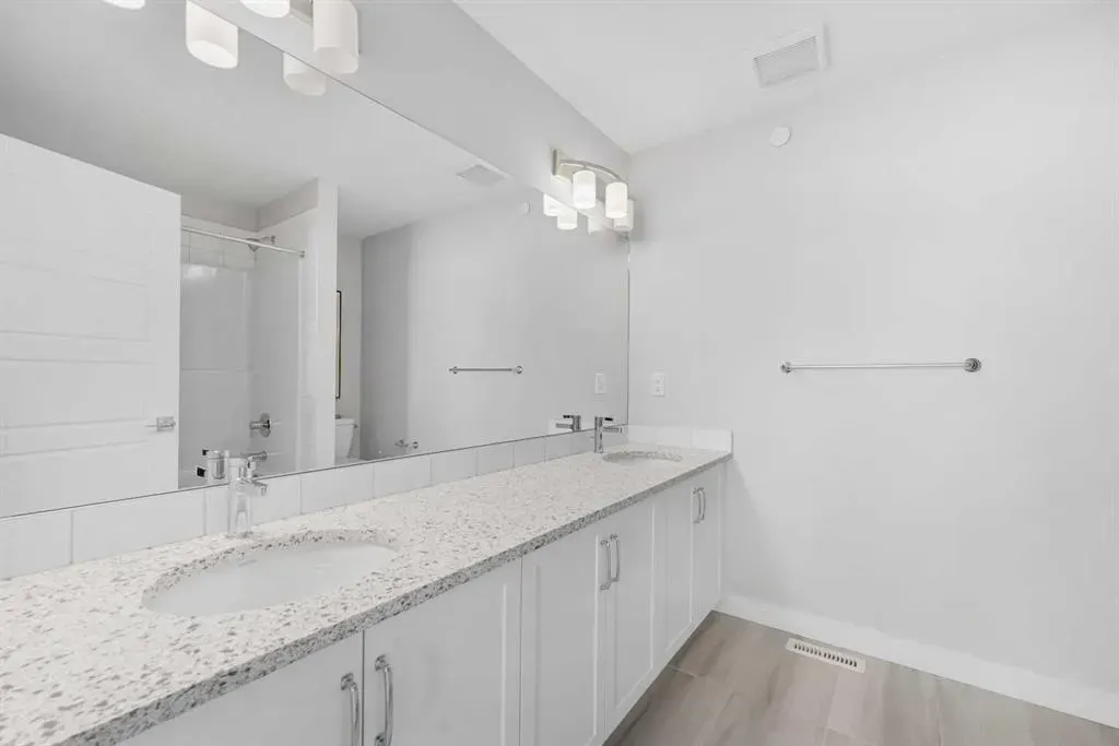 129 Hotchkiss Way SE