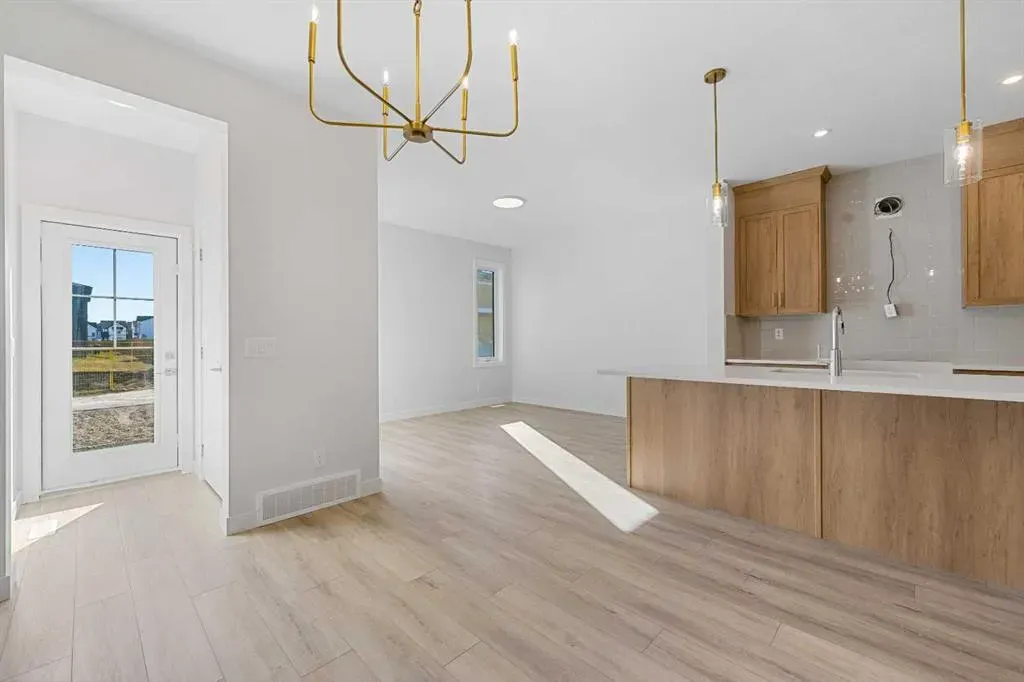 125 Ambleton Boulevard NW