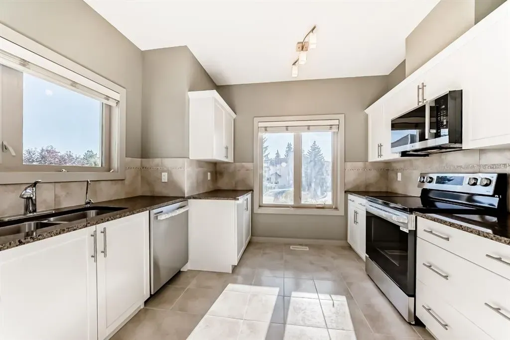 12 Cougar Ridge Landing SW