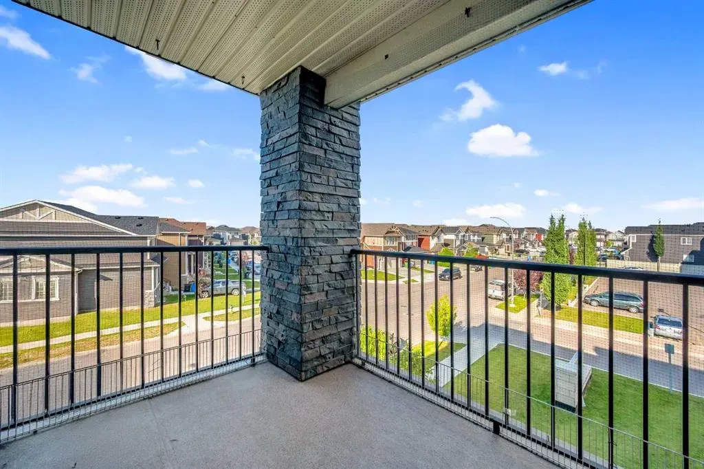 5 Saddlestone Way NE, #319