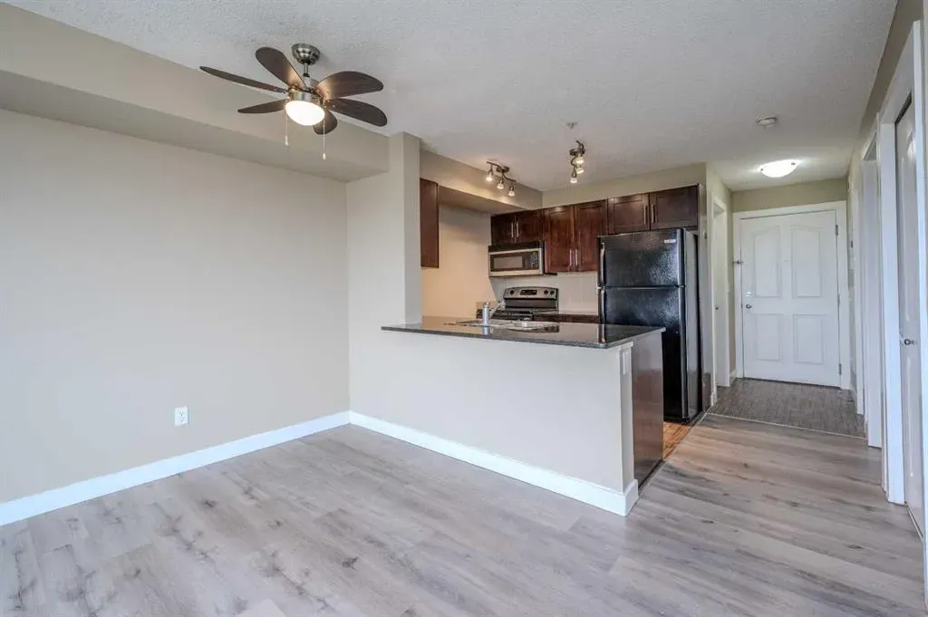 355 TARALAKE Way NE, #309