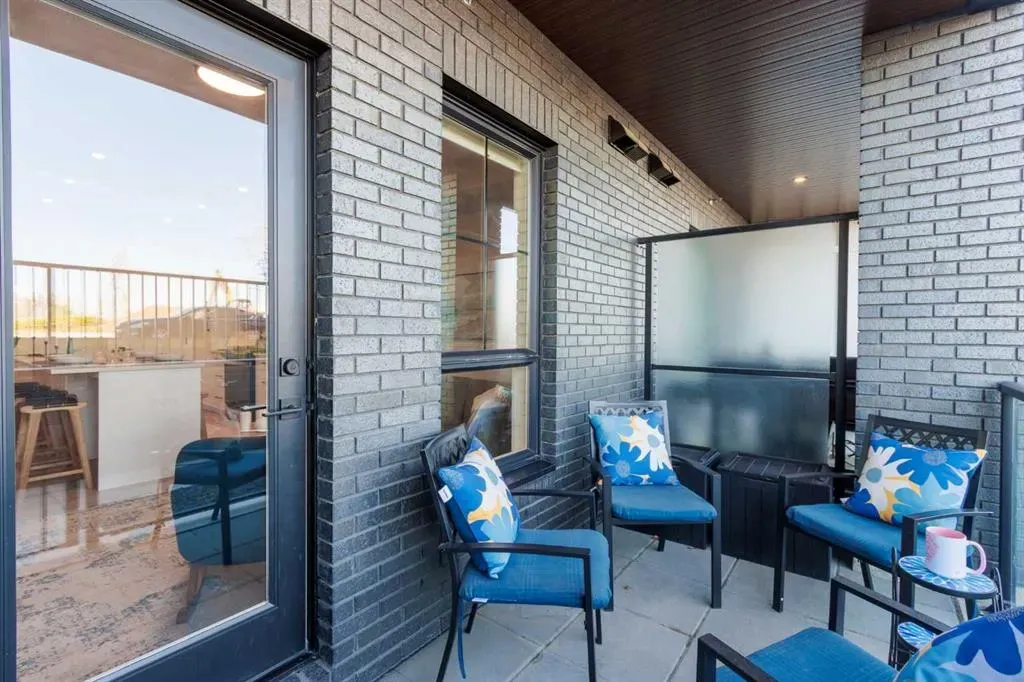 100 Banister Drive, #2106