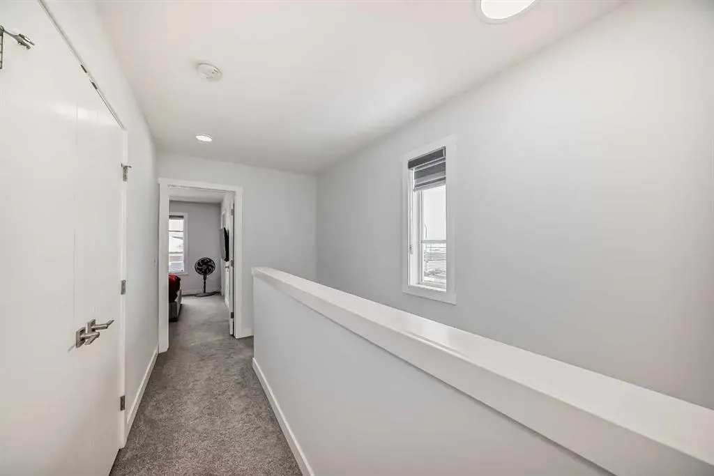 95 Skyview Close NE, #516