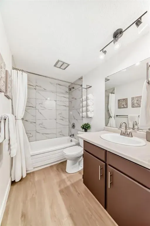4001B 49 Street NW, #2204