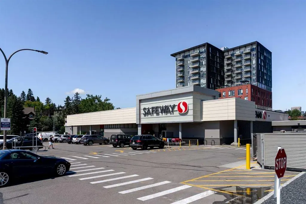 235 15 Avenue SW, #305