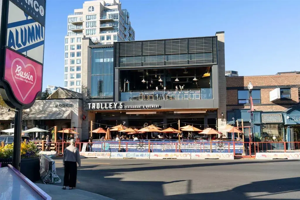 235 15 Avenue SW, #305