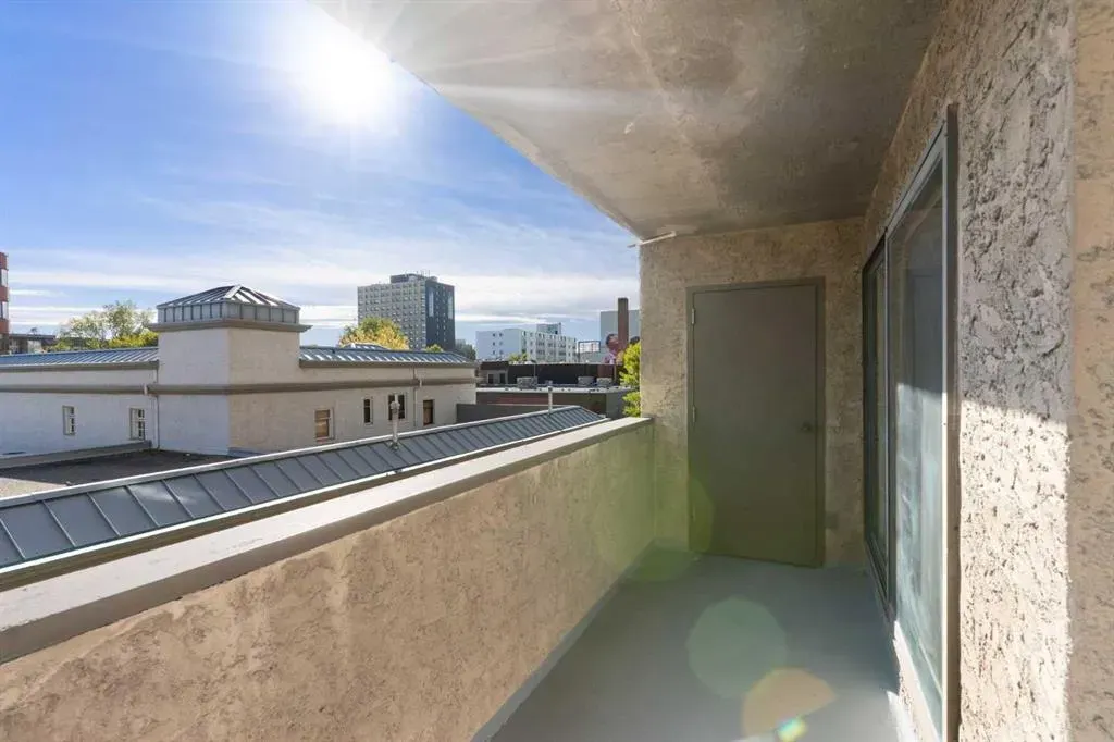 235 15 Avenue SW, #305