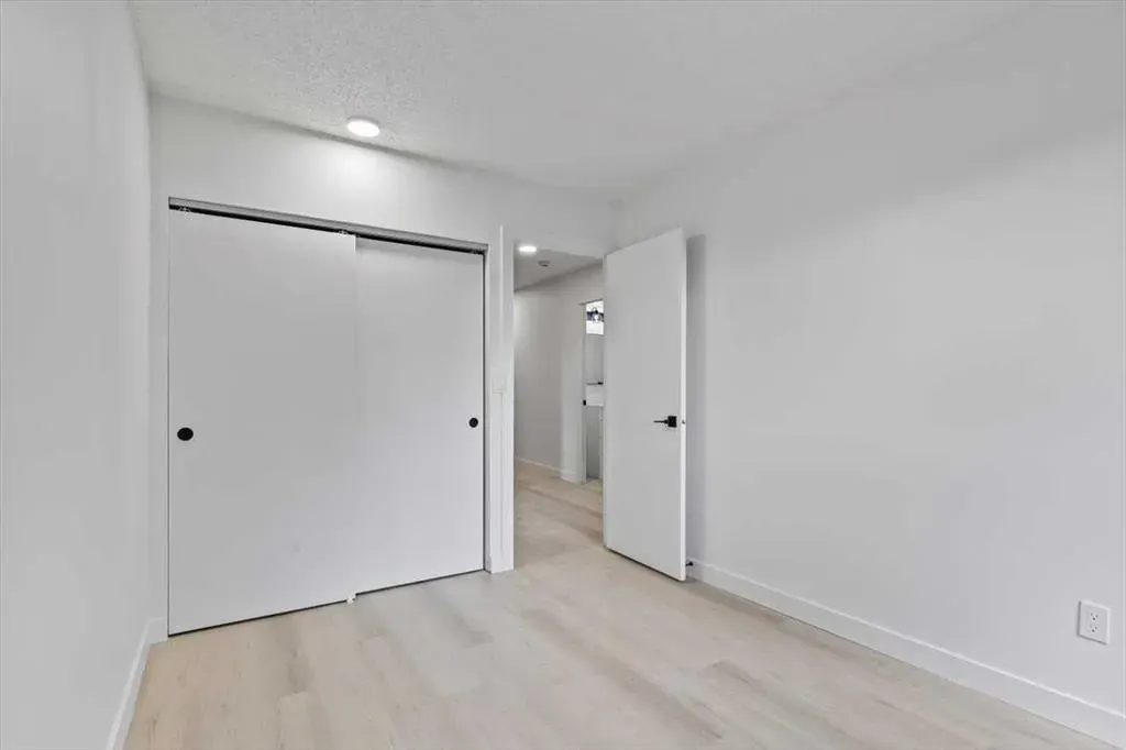 235 15 Avenue SW, #305