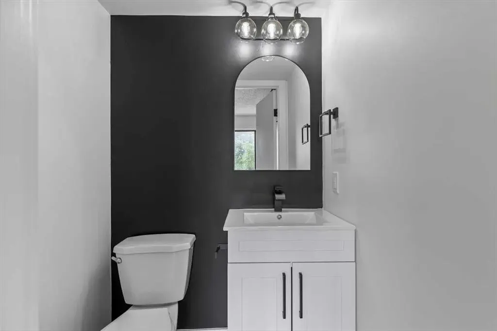 235 15 Avenue SW, #305