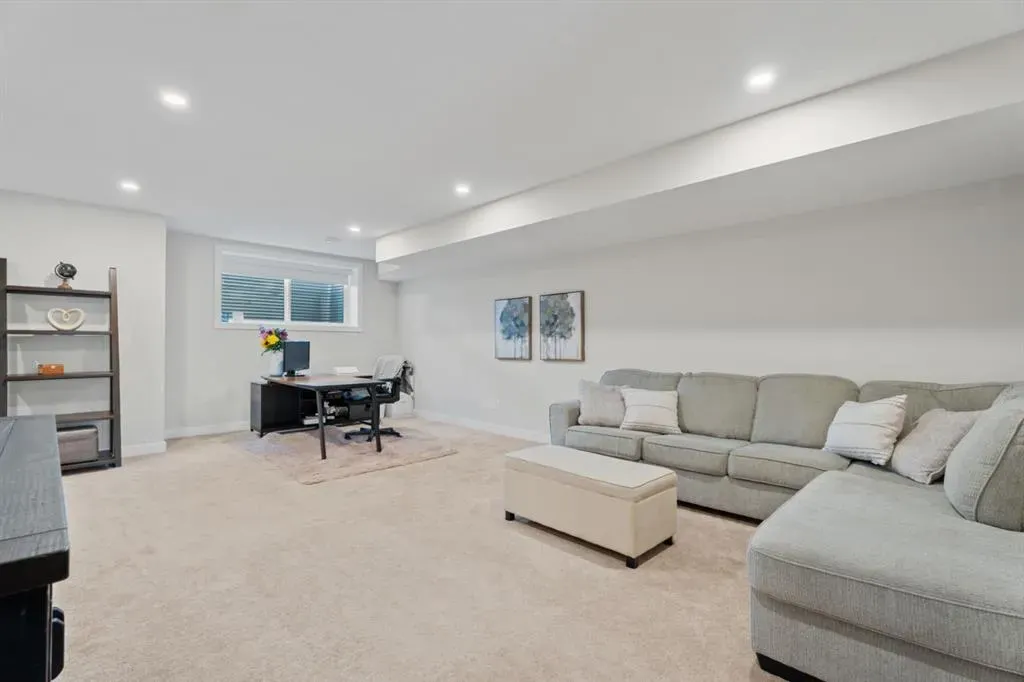 24 D'arcy Boulevard