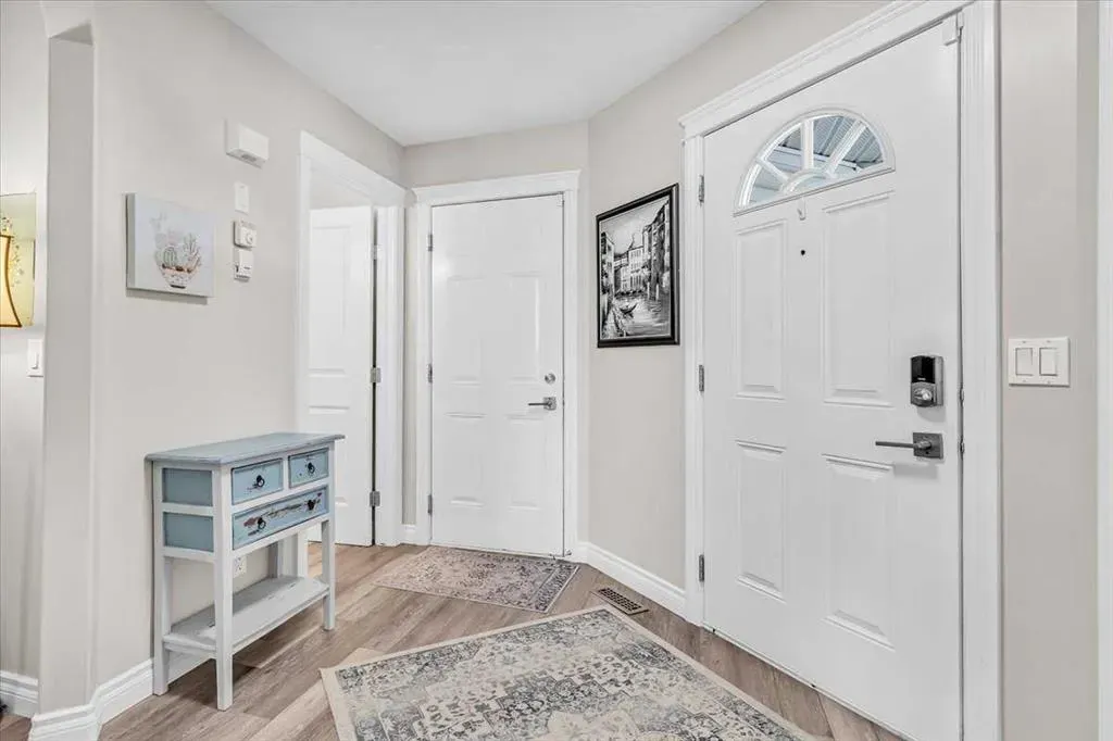 377 Crystalridge View