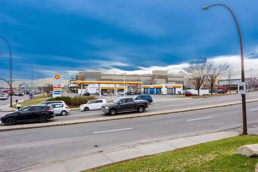 510 58 Avenue SW, #207