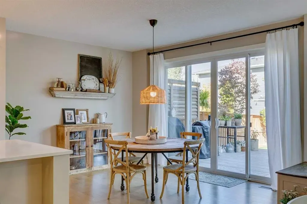 150 Cranbrook Circle SE