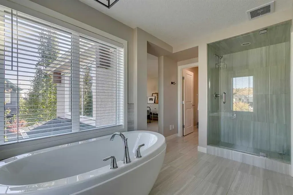 150 Cranbrook Circle SE