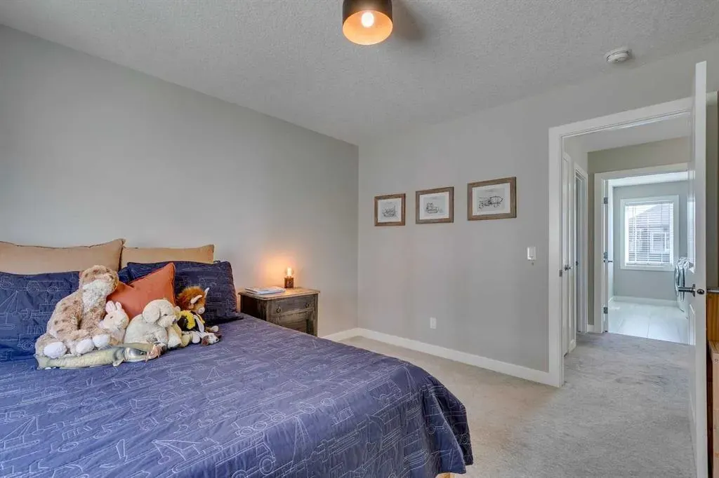 150 Cranbrook Circle SE